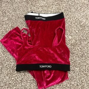 Women’s Velvet Tomford Set (worn once)
